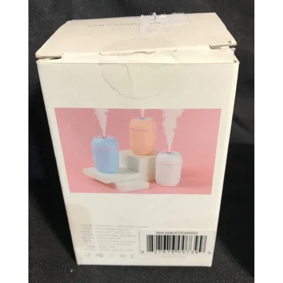 ICAN USB Compact Humidifier With LED Light & USB Charger - Picture 5 of 6